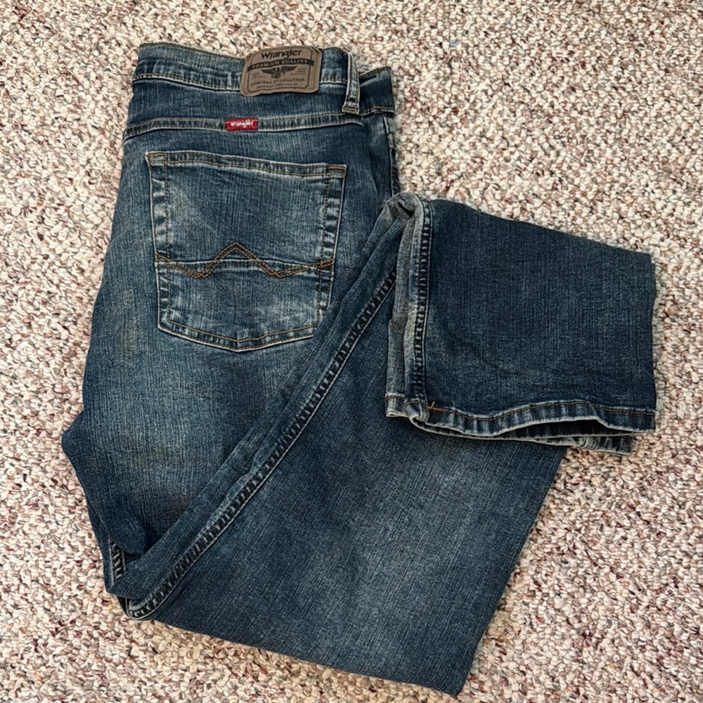 Wrangler Men’s Slim Straight